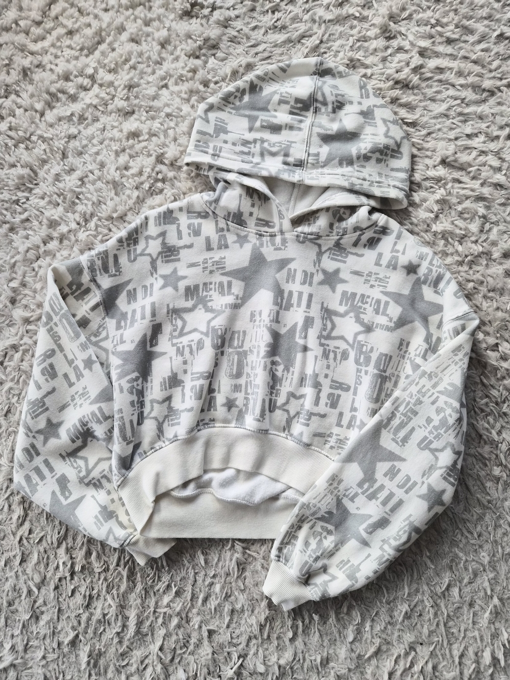 Social Scene Y2K Star Print Cropped Hoodie - Size XS